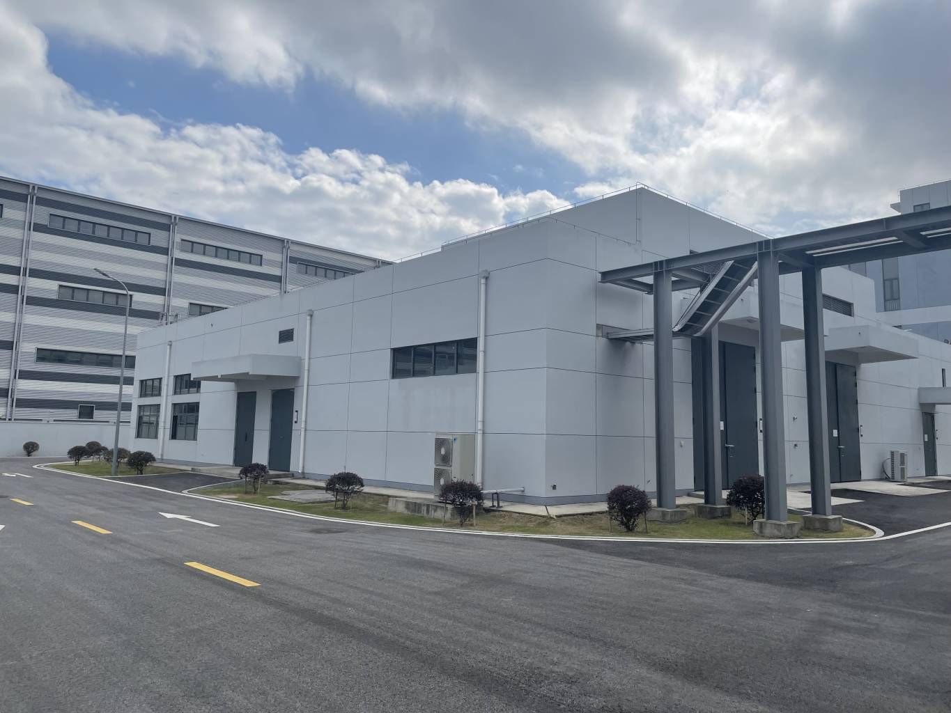 1739766083831.jpg ee3e5ea2ddaae5e4d985b85ed79b80f.jpg